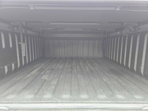 Used 2025 RAM 1500 Limited w/ Body Color Bumper Group AWD/4WD image 32