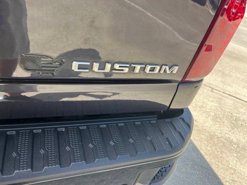 Used 2024 Chevrolet Silverado 2500 Custom w/ Custom Value Package AWD/4WD image 7