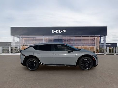 New 2026 Kia EV6 Wind AWD/4WD image 2