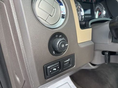 Used 2010 Ford F150 XLT RWD image 22
