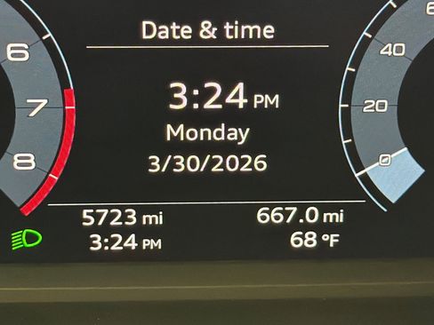 Used 2025 Audi Q3 2.0T Premium w/ Convenience Package image 23