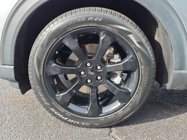 Used 2024 Ford Explorer ST-Line w/ Class IV Trailer Tow Package RWD image 22