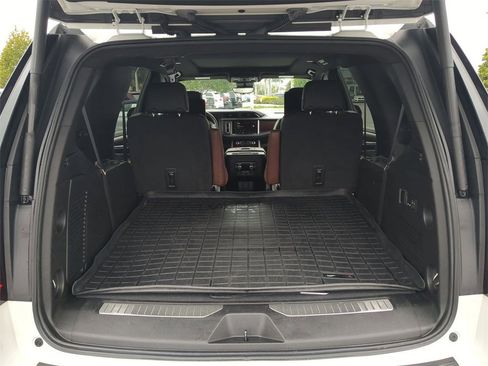 Used 2023 GMC Yukon Denali Ultimate image 14