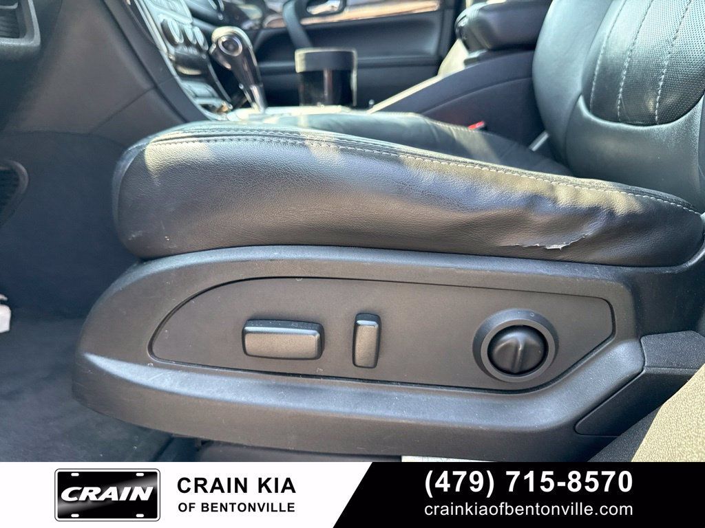 Used 2016 Buick Enclave Premium w/ Experience Buick Package AWD/4WD image 16