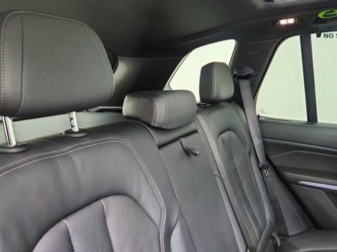 Used 2022 BMW X5 xDrive40i w/ M Sport Package AWD/4WD image 25