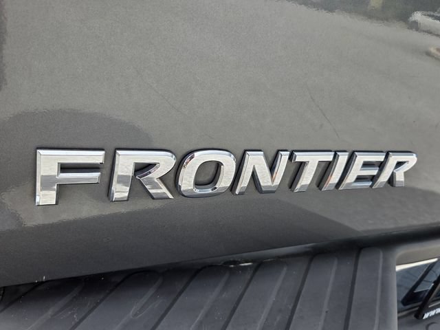 Used 2016 Nissan Frontier SV w/ SV Value Truck Package RWD image 15
