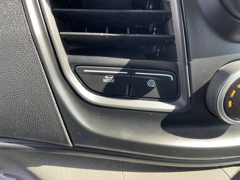 Used 2023 Ford Transit 250 Low Roof AWD image 22