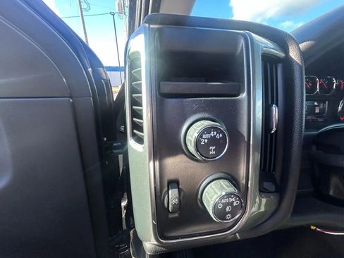 Used 2018 Chevrolet Silverado 1500 LT w/ All Star Edition AWD/4WD image 15