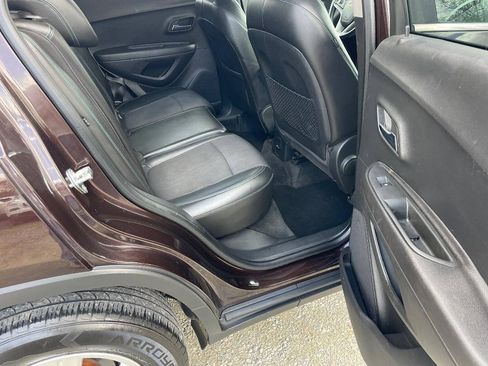 Used 2015 Chevrolet Trax LT w/ LT Plus Package AWD/4WD image 13
