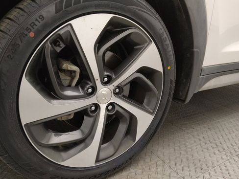 Used 2018 Hyundai Tucson Sport w/ Cargo Package image 31