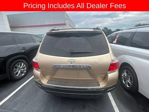 Used 2013 Toyota Highlander SE AWD/4WD image 8