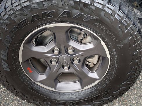 Certified 2021 Jeep Gladiator Rubicon image 29