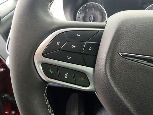 New 2026 Chrysler Pacifica Select image 18