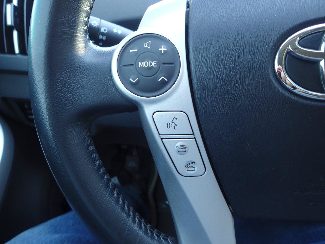 Used 2010 Toyota Prius Three FWD image 15