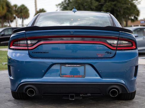 Used 2020 Dodge Charger R/T w/ Blacktop Package RWD image 12
