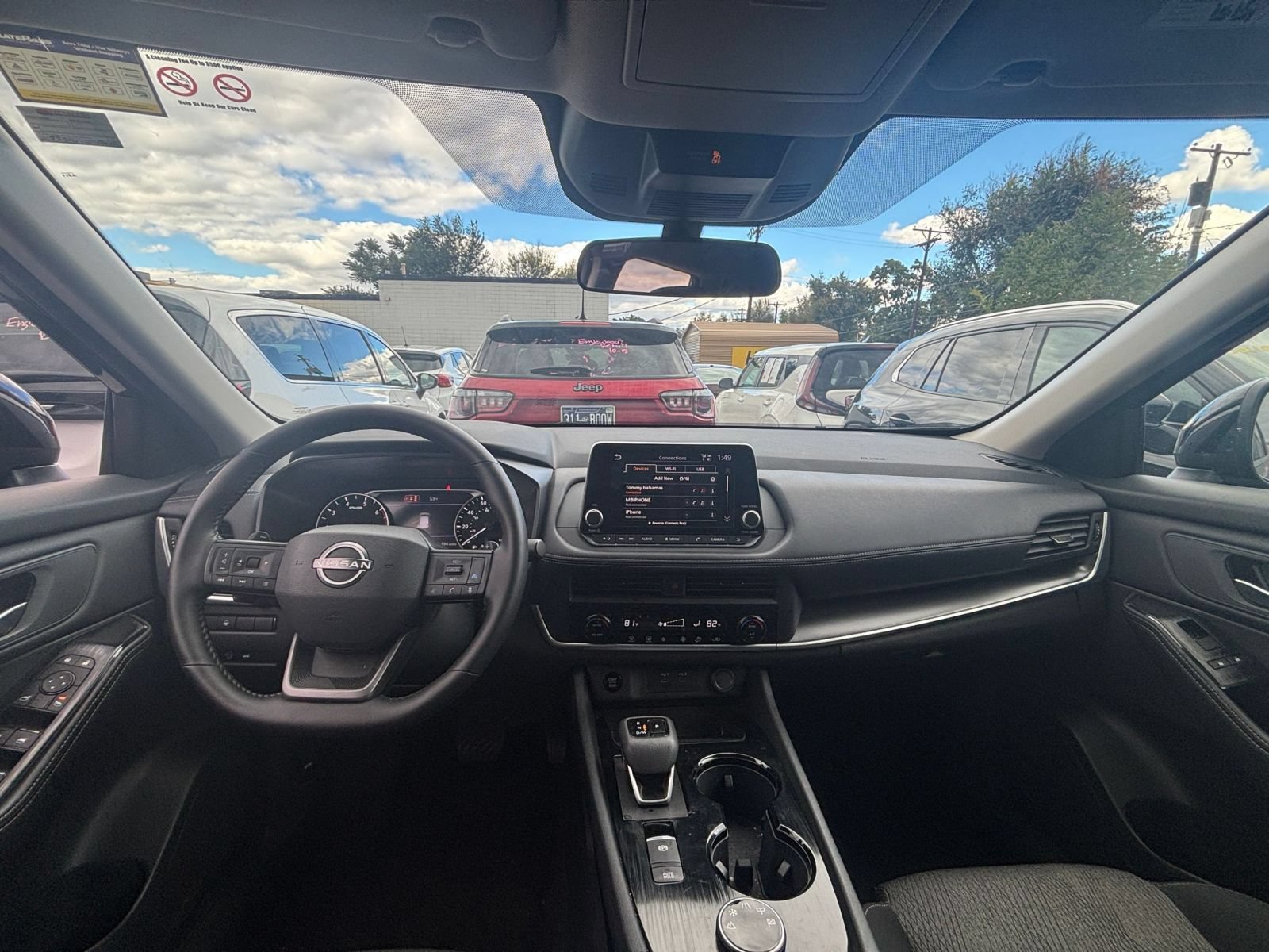 Used 2026 Nissan Rogue SV AWD/4WD image 32