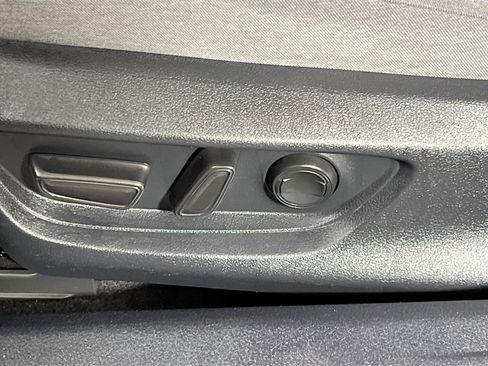 Used 2025 Toyota Camry LE w/ Convenience Package FWD image 16