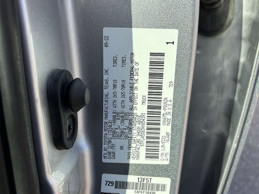 Used 2022 Toyota Tundra SR5 w/ TRD Off-Road Premium Package AWD/4WD image 28