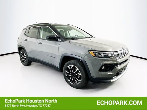 Used 2022 Jeep Compass Limited image 1