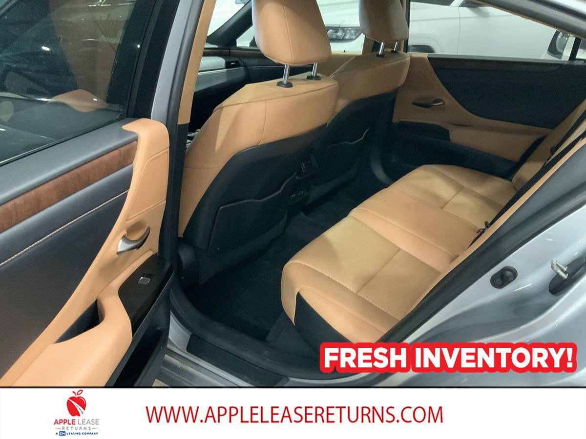 Used 2022 Lexus ES 350 w/ Premium Package FWD image 10
