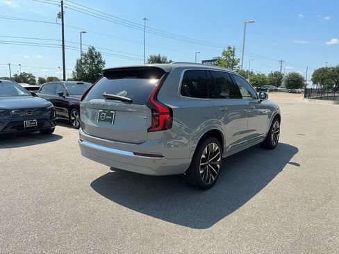Certified 2025 Volvo XC90 T8 Plus w/ Protection Package Premier image 6