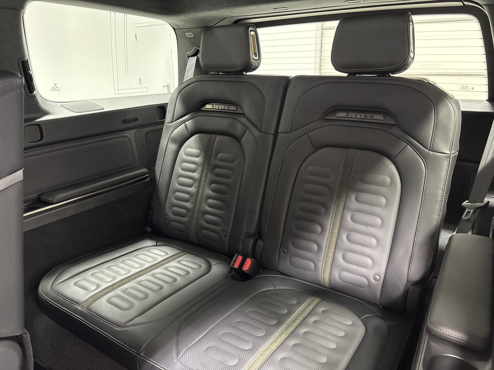 Used 2023 Rivian R1S Adventure Quad AWD/4WD image 25