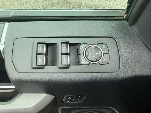 Used 2019 Ford F150 Platinum w/ Equipment Group 701A Luxury AWD/4WD image 25