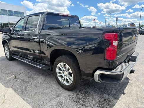 Used 2024 Chevrolet Silverado 1500 LTZ AWD/4WD image 4