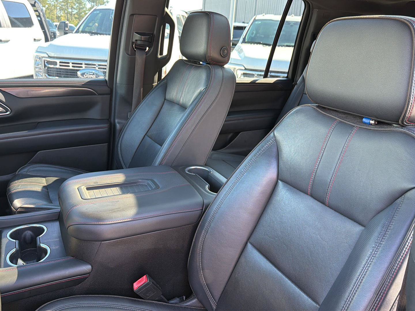 Used 2021 Chevrolet Suburban RST w/ Luxury Package RWD image 33