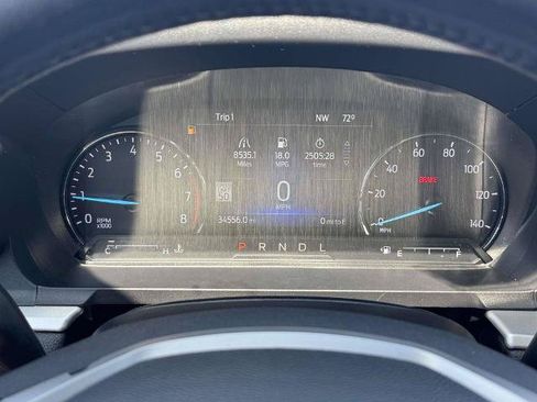Certified 2022 Ford Explorer XLT w/ Equipment Group 202A AWD/4WD image 18