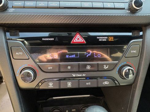 Used 2018 Hyundai Elantra Sport w/ Sport Premium Package 03 image 19