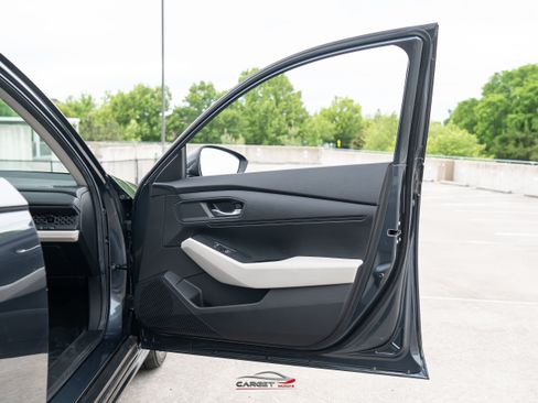 Used 2025 Honda Accord LX image 36