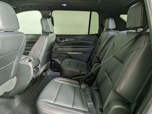 New 2026 Chevrolet Traverse Z71 w/ Enhanced Driving Package AWD/4WD image 29