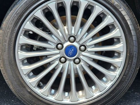 Used 2016 Ford Fusion Titanium FWD image 11