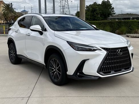 Used 2023 Lexus NX 250 FWD image 12