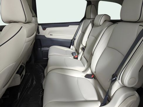 Certified 2025 Honda Odyssey Touring image 25