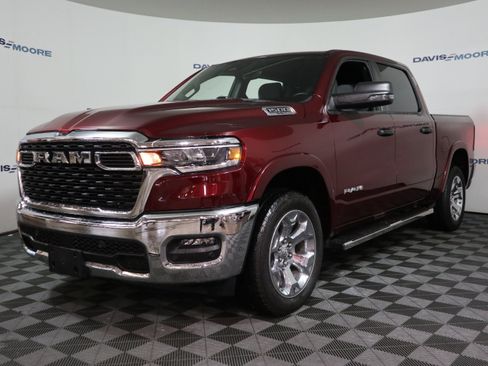 Used 2025 RAM 1500 Lone Star AWD/4WD image 12