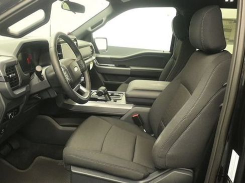 New 2026 Ford F150 XLT w/ XLT Black Appearance Package AWD/4WD image 13