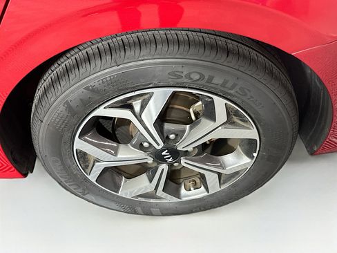 Used 2021 Kia Forte LXS image 11