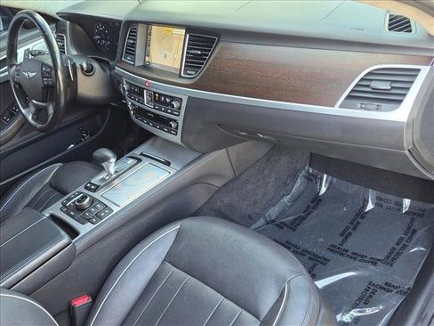 Used 2020 Genesis G80 5.0 Ultimate RWD image 21