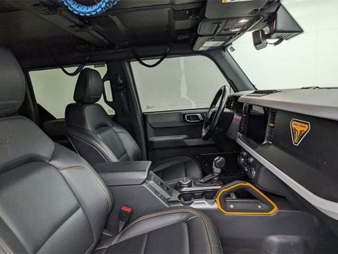 Used 2022 Ford Bronco Badlands image 39