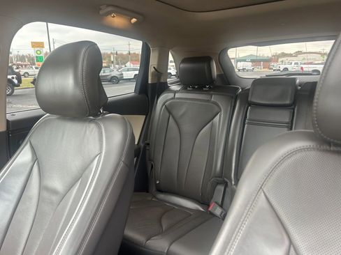 Used 2019 Lincoln Nautilus Reserve image 16