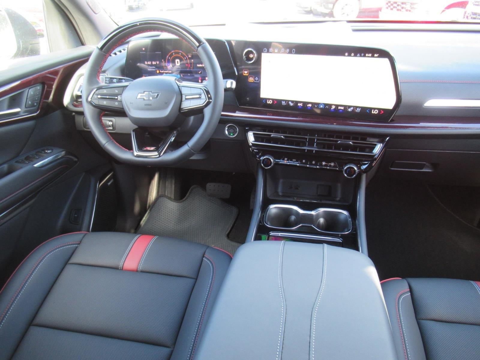 New 2027 Chevrolet Traverse RS FWD image 13