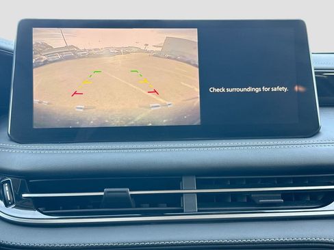 Used 2023 INFINITI QX60 Pure AWD/4WD image 35