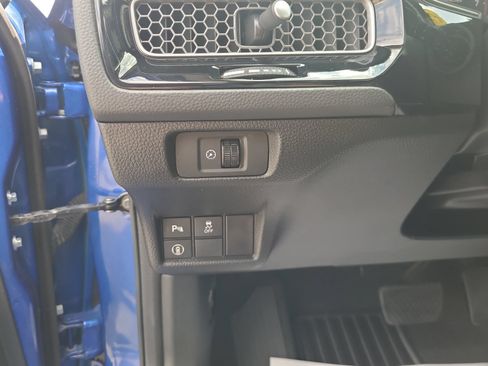 Certified 2023 Honda Civic Touring image 24