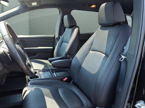 Used 2025 Honda Odyssey Sport-L image 17
