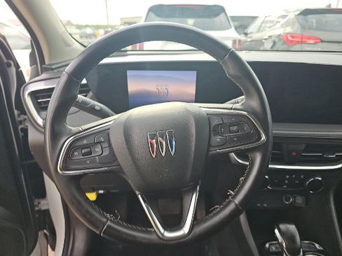 Used 2024 Buick Encore GX Preferred FWD image 8