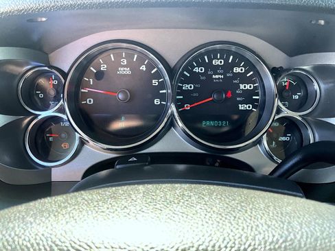 Used 2012 Chevrolet Silverado 1500 LT AWD/4WD image 13