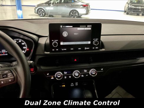 Used 2023 Honda CR-V EX image 5