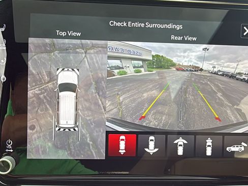 Used 2023 Jeep Grand Wagoneer L Series III w/ Rear Seat Video Group 1 AWD/4WD image 21